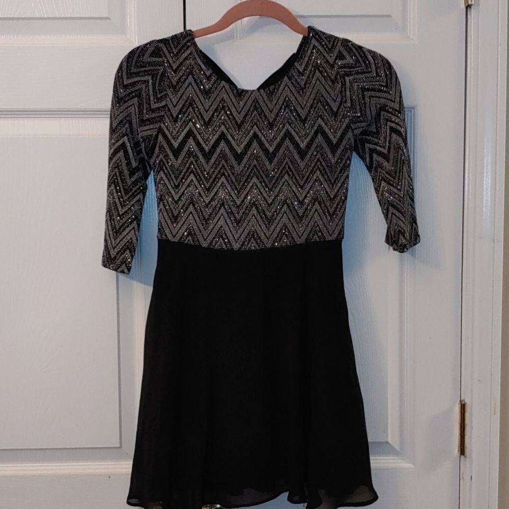 Amy Byer black and silver sparkle dress Sz 12